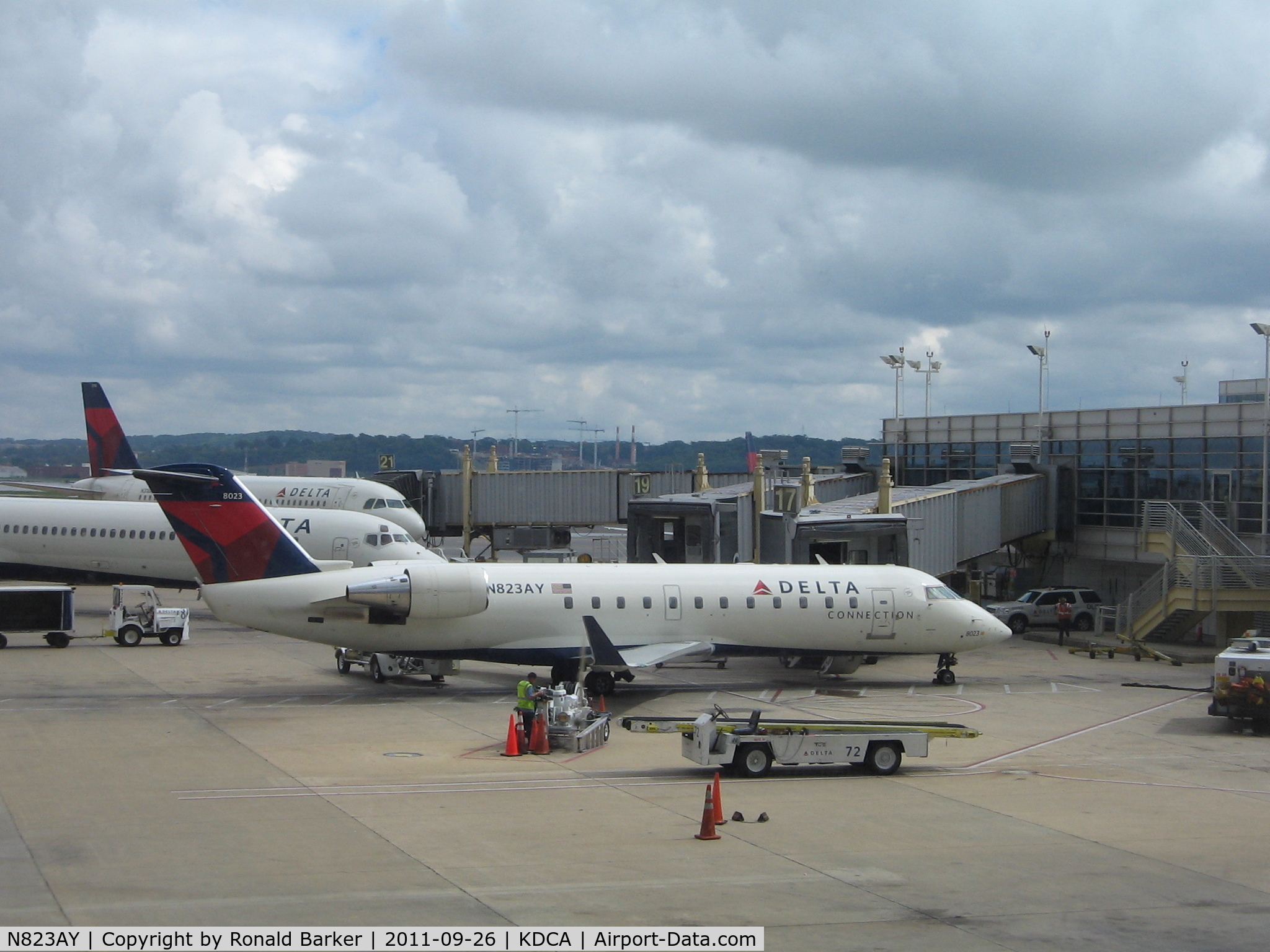 N823AY, 2005 Bombardier CRJ-200ER (CL-600-2B19) C/N 8023, DCA, VA