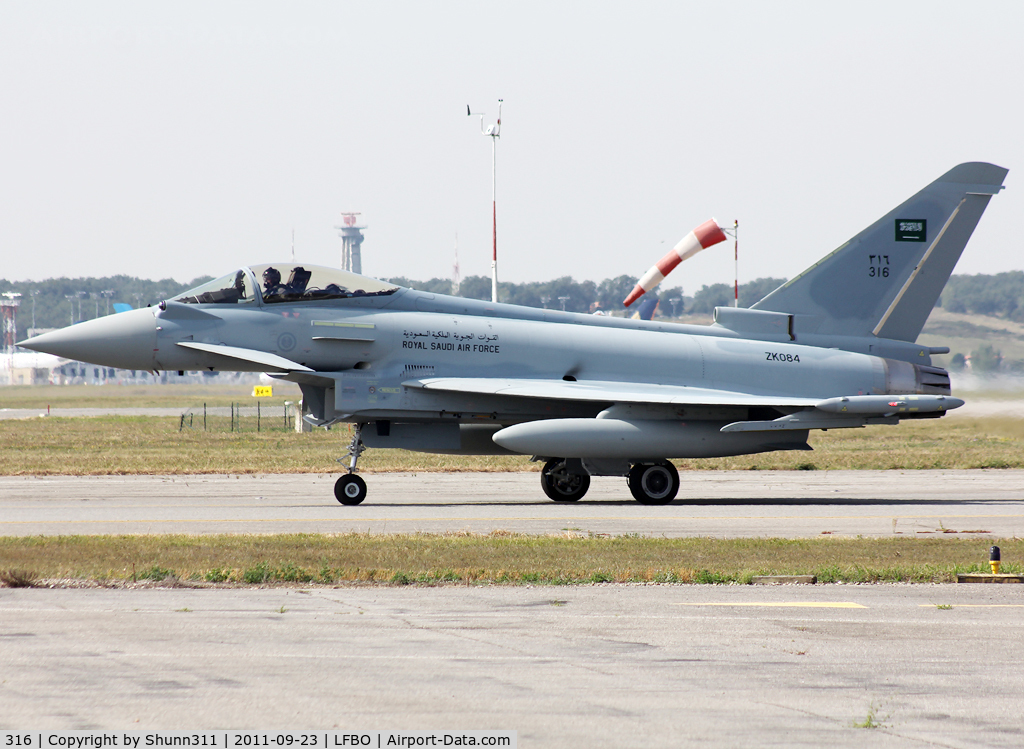 316, 2011 Eurofighter EF-2000 Typhoon F2 C/N CS018, Taxiing holding point rwy 32L for a test flight...