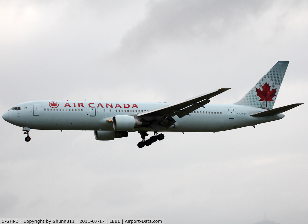 C-GHPD, 1991 Boeing 767-3Y0 C/N 24999, Landing rwy 25R