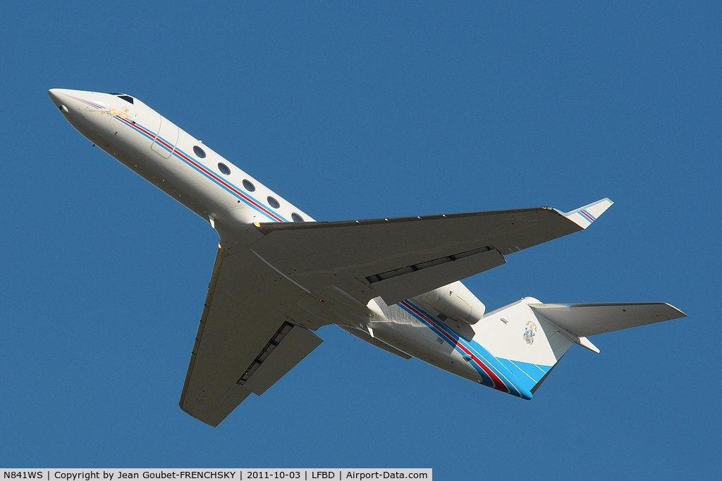 N841WS, 2007 Gulfstream Aerospace GIV-X (G450) C/N 4099, take off 23
