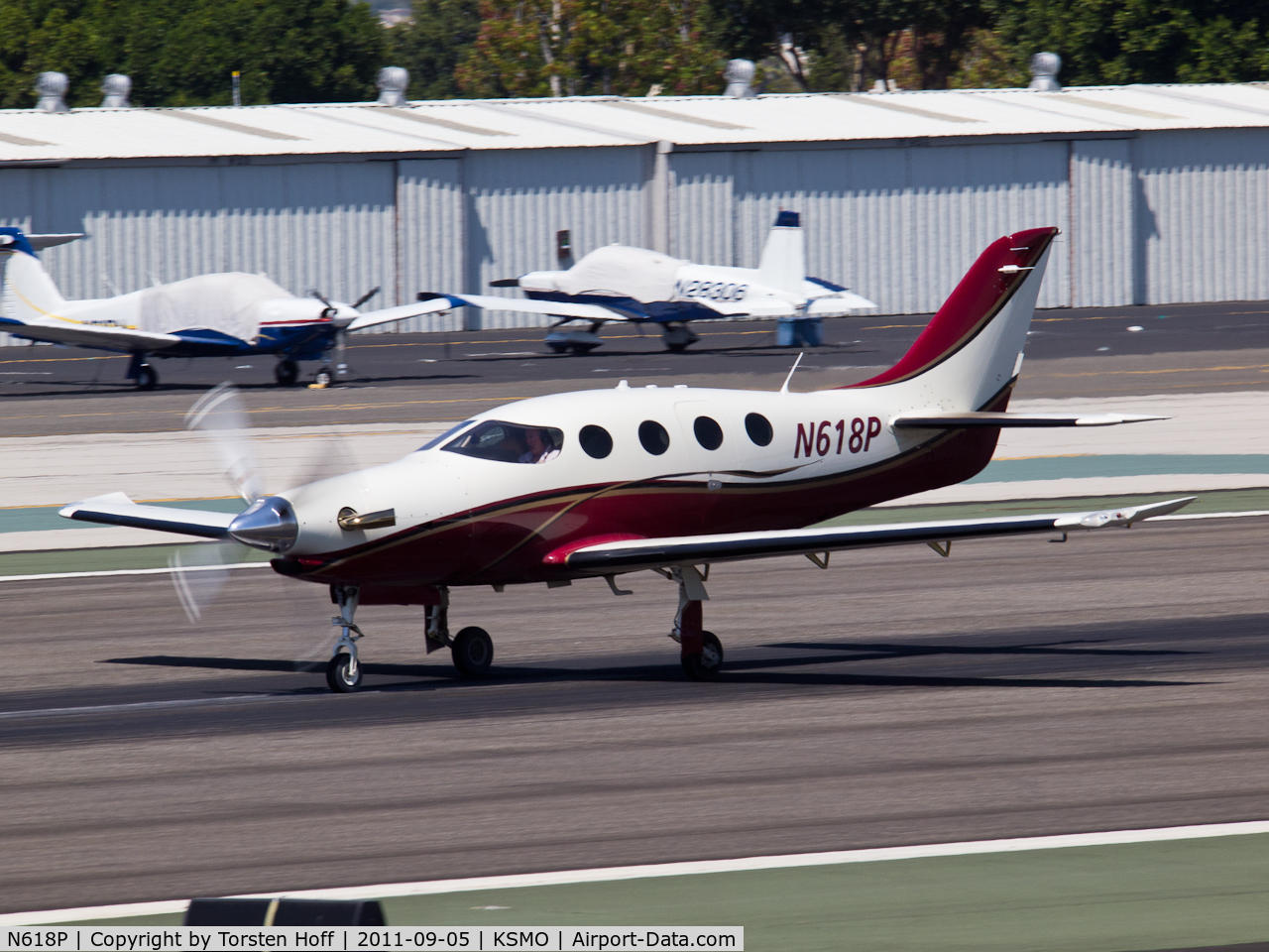 N618P, AIR Epic LT C/N 023, N618P departing from RWY 21