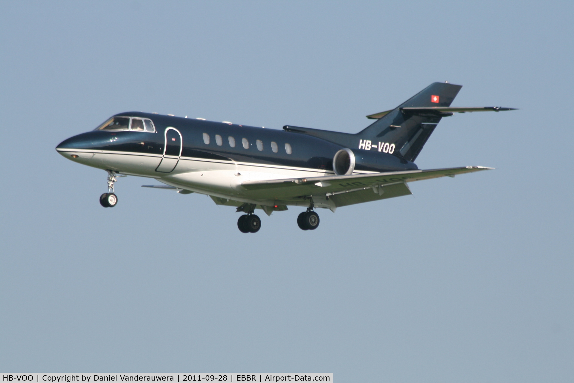 HB-VOO, 1992 British Aerospace BAe.125-1000A C/N 259030, Arrival to RWY 25L