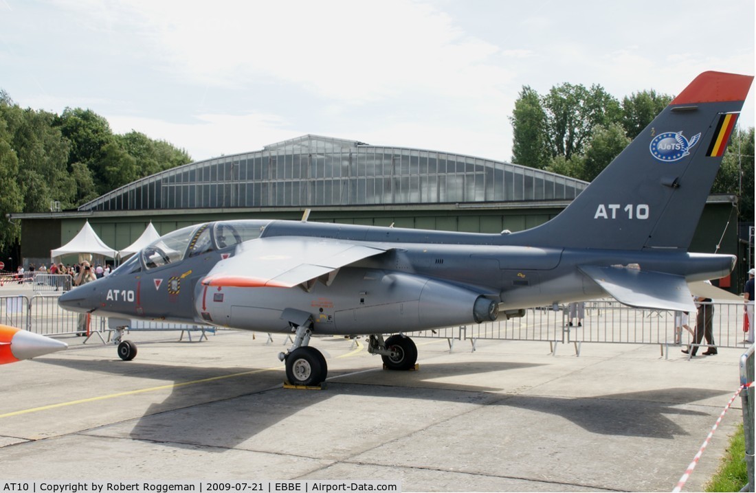 AT10, Dassault-Dornier Alpha Jet 1B C/N B10/1030, OPEN DOOR