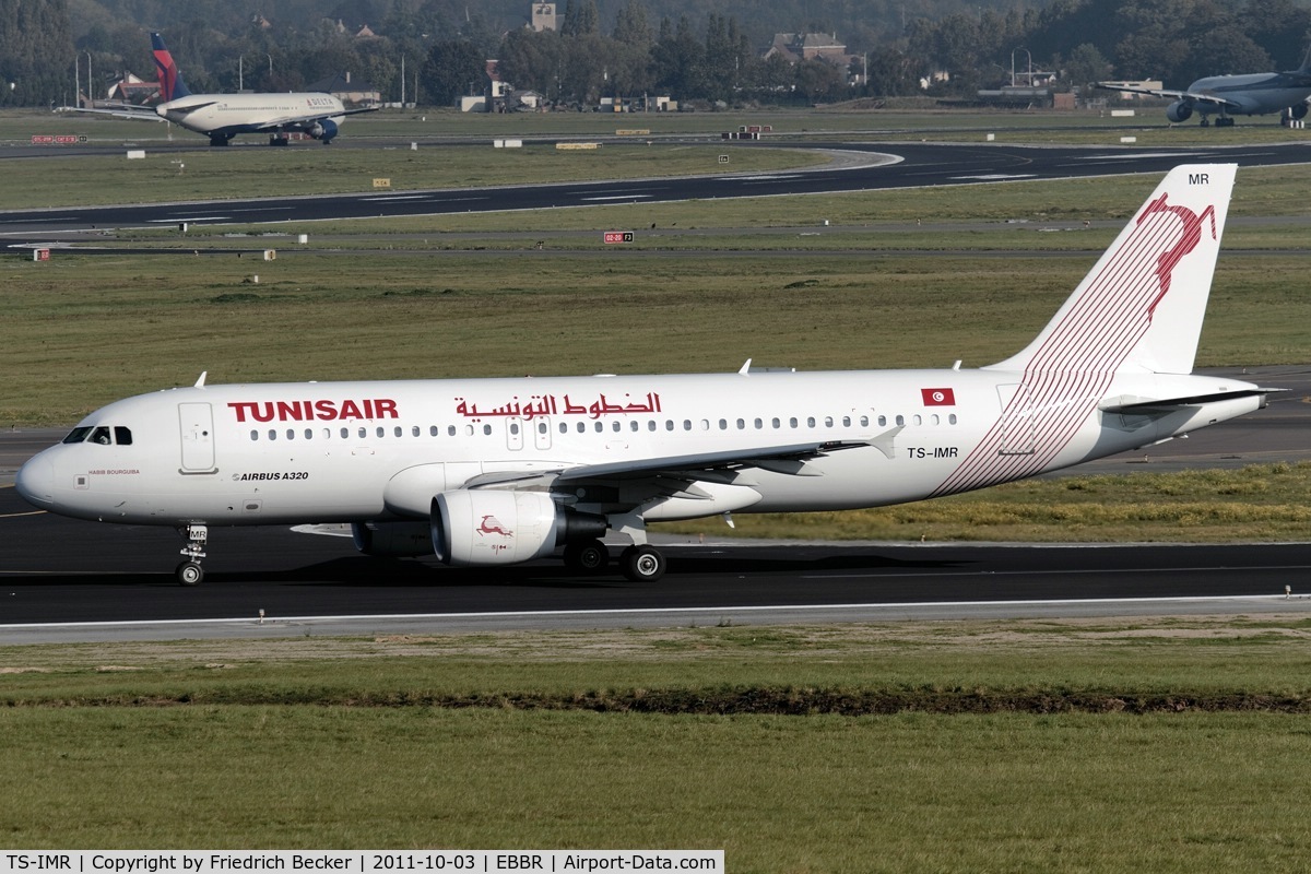 TS-IMR, 2010 Airbus A320-214 C/N 4344, decelerating after touchdown