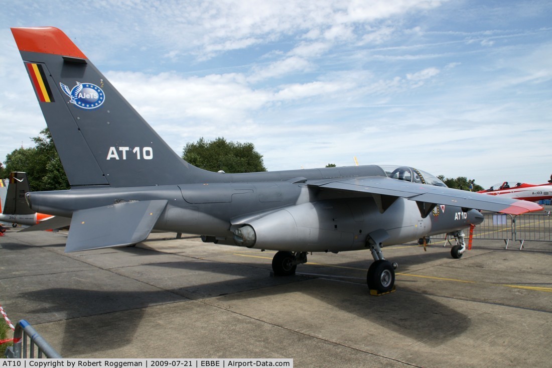 AT10, Dassault-Dornier Alpha Jet 1B C/N B10/1030, OPEN DOOR.