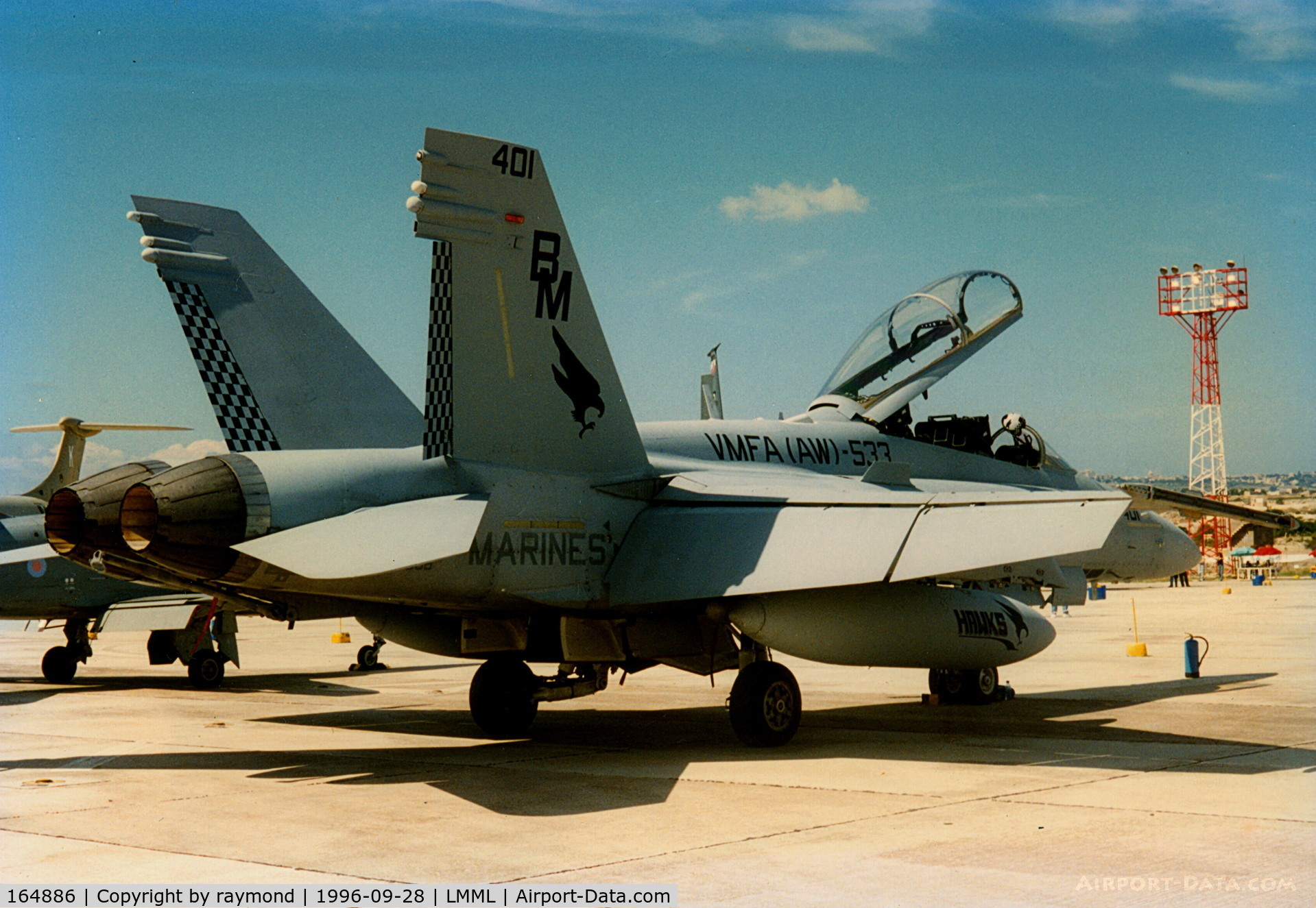 164886, McDonnell Douglas F/A-18D Hornet C/N 1218/D124, FA18D Hornet 164886/401/BM VMFA AW-533 US Marines