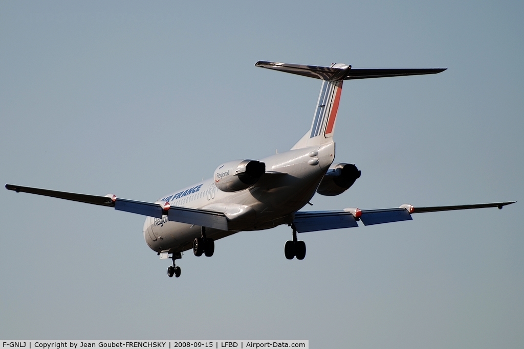 F-GNLJ, 1991 Fokker 100 (F-28-0100) C/N 11344, REGIONAL landing 23
