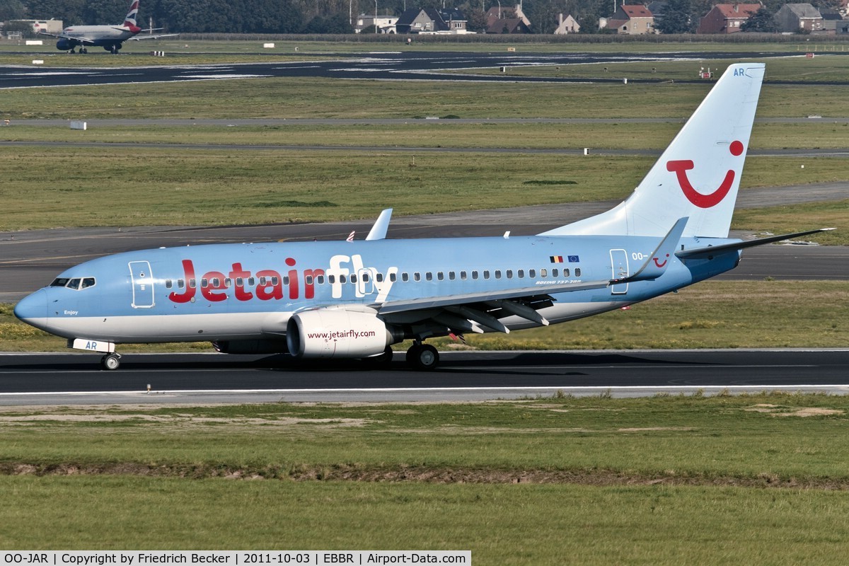 OO-JAR, 2009 Boeing 737-7K5 C/N 35150, decelerating after touchdown