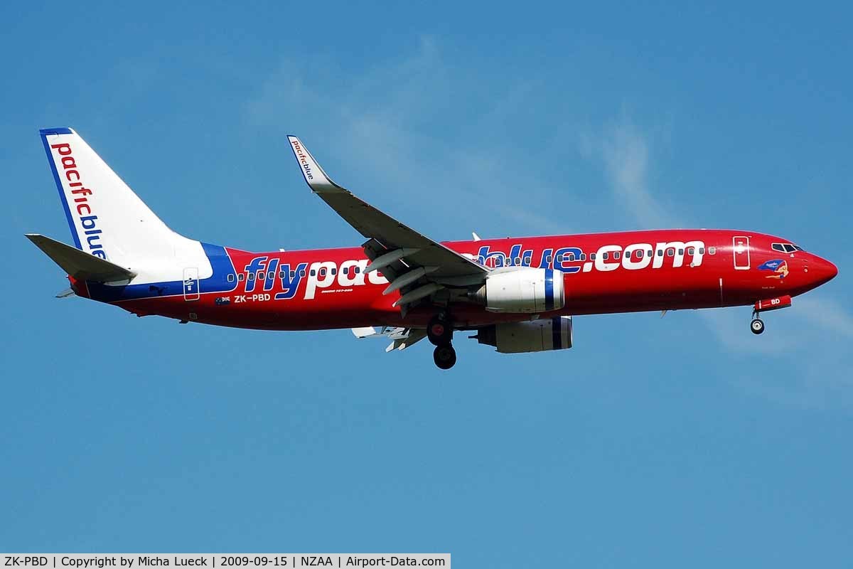 ZK-PBD, 2004 Boeing 737-8FE C/N 33996, At Auckland