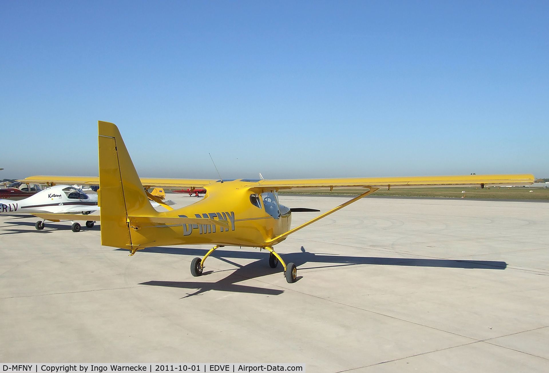 D-MFNY, B & F Technik FK-9 Mark IV C/N 388, B & F Funk FK.9 Mk IV at Braunschweig-Waggum airport