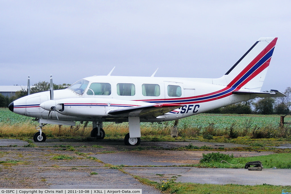 G-ISFC, 1973 Piper PA-31 Navajo C/N 31-7300970, at Little Staughton