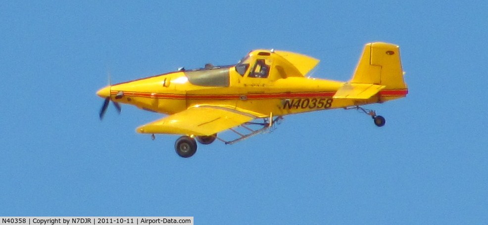 N40358, 2005 Thrush Aircraft Inc S2R-T34 C/N T34-273, Flying over Eloy