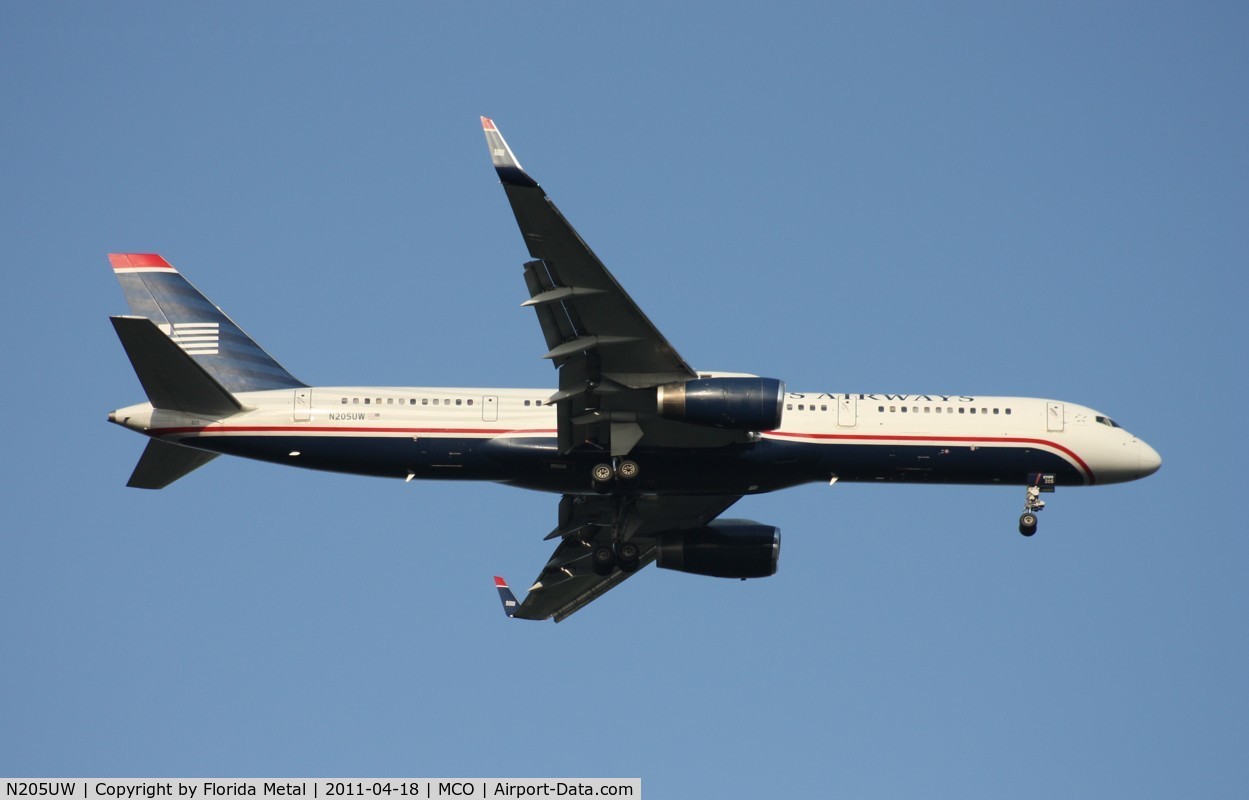 N205UW, 2000 Boeing 757-23N C/N 30887, USAirways 757