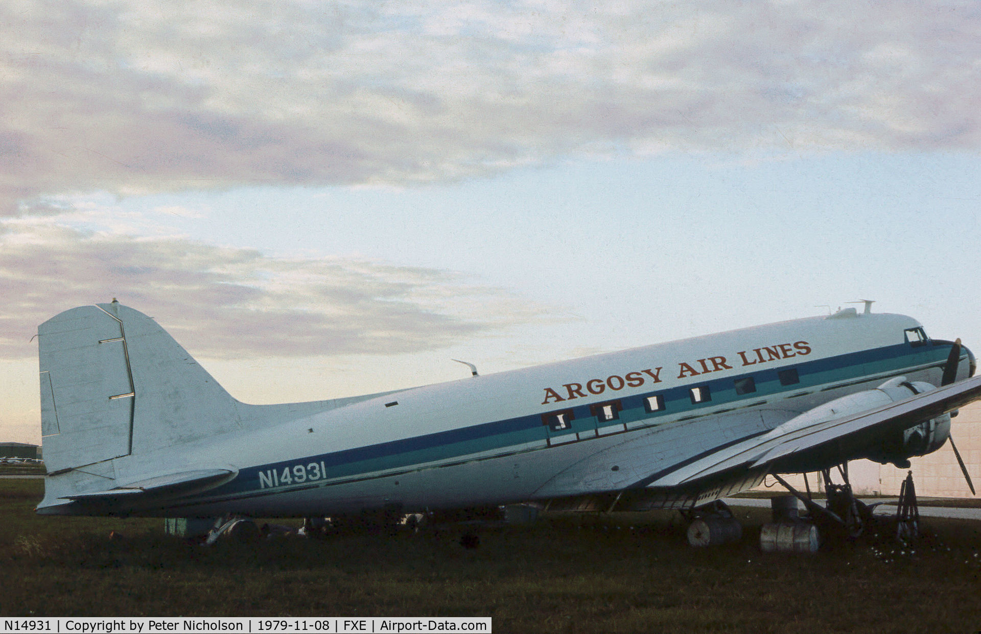 N14931, 1939 Douglas DC-3-209B C/N 2118, DC-3-209B of Argosy Air Lines as seen at Fort Lauderdale Executive in November 1979.