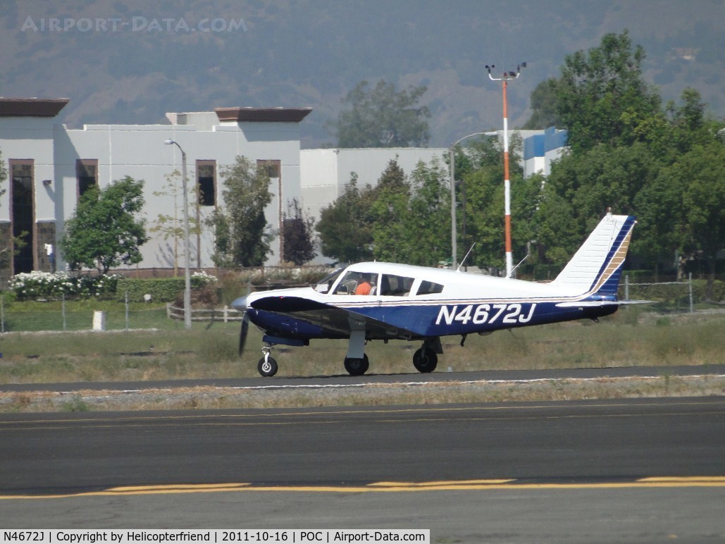 N4672J, 1968 Piper PA-28R-180 Cherokee Arrow C/N 28R-30573, Taking off runway 26L