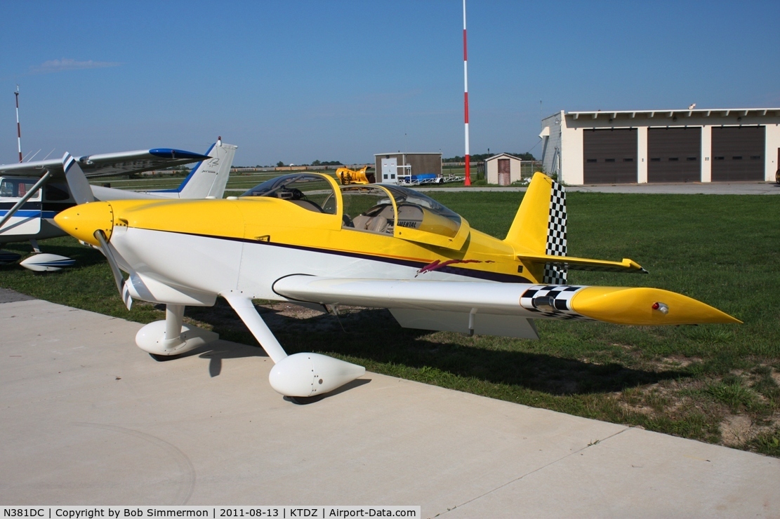 N381DC, 2001 Vans RV-6 C/N 25265, On the ramp at Toledo-Metcalf during the EAA fly-in.
