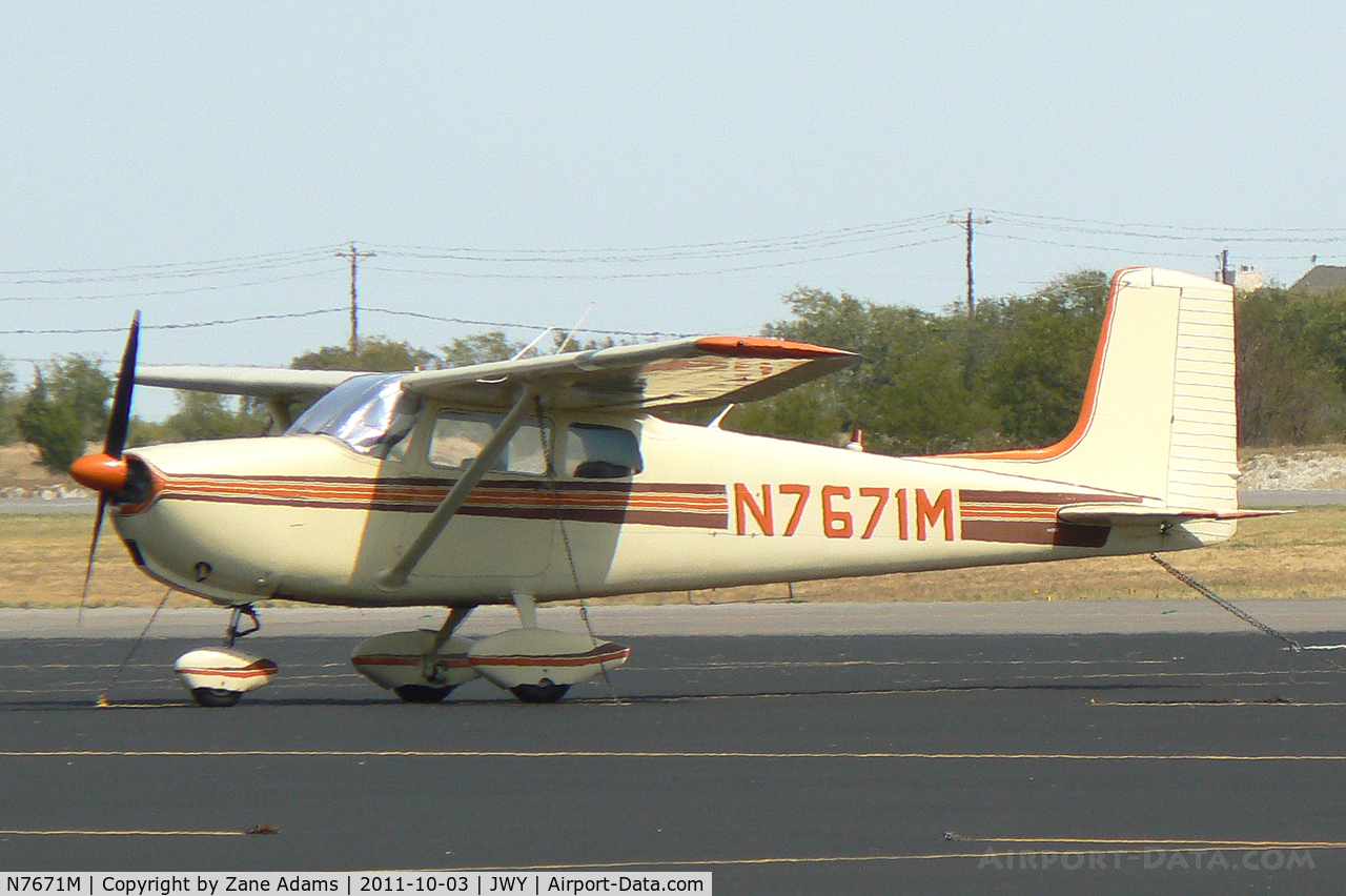 N7671M, 1959 Cessna 175 Skylark C/N 55971, At Mid-way Regional Airport - Midlothian, TX