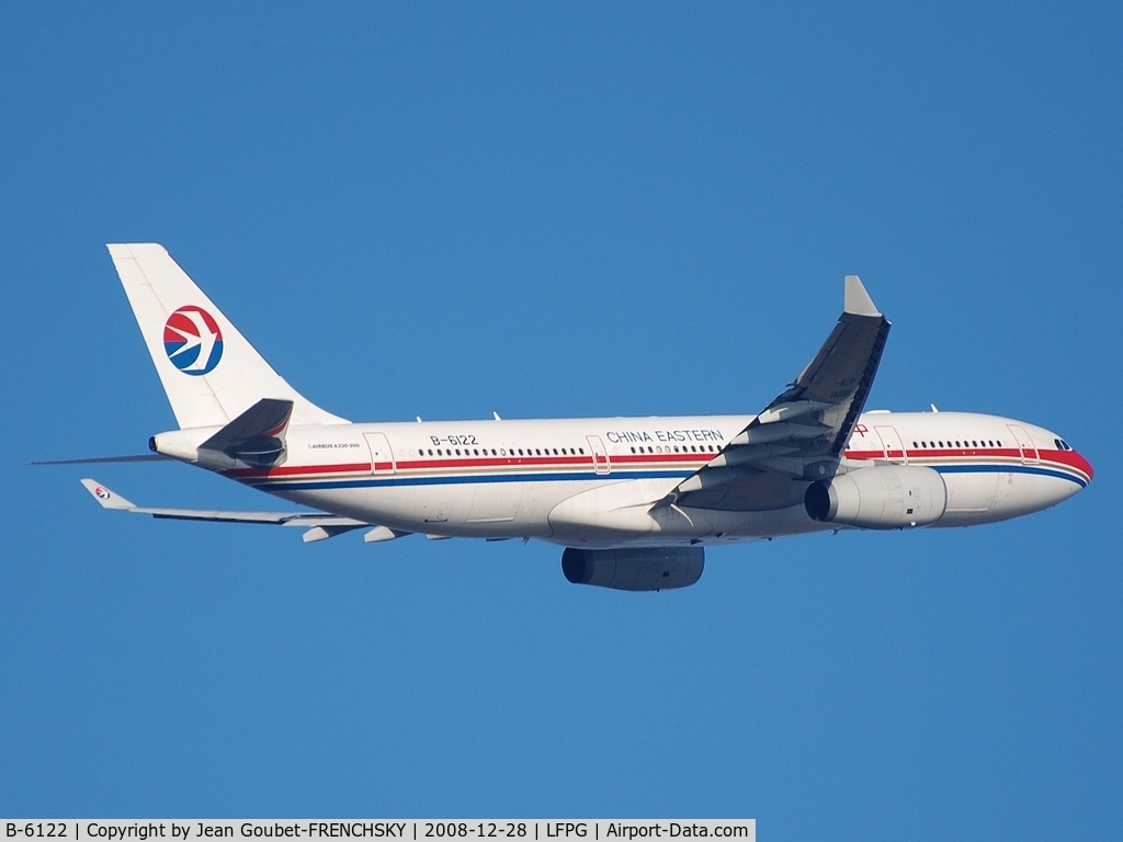 B-6122, 2006 Airbus A330-243 C/N 732, take off to Pékin