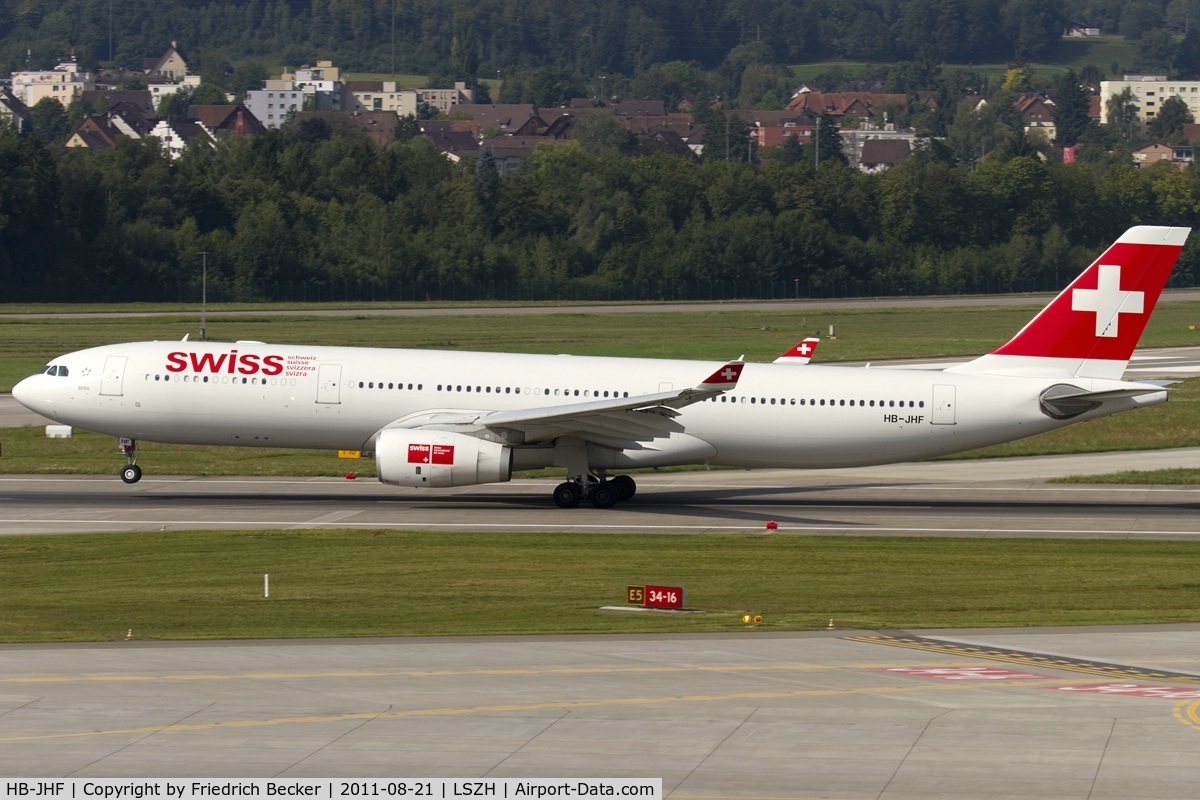 HB-JHF, 2010 Airbus A330-343X C/N 1089, rotation from RW16
