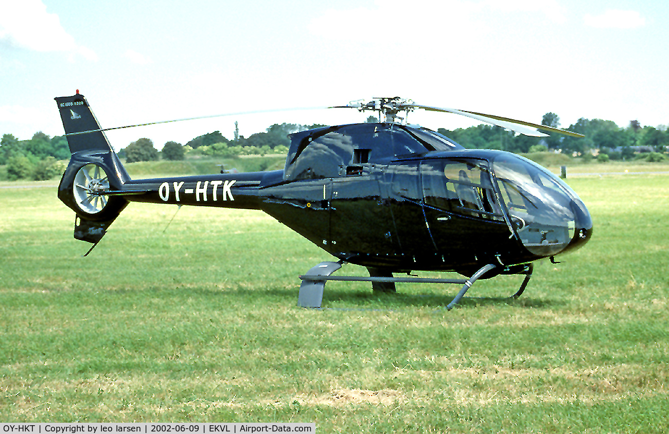 OY-HKT, 2001 Eurocopter EC-120B Colibri C/N 1220, Vaerloese 9.6.02