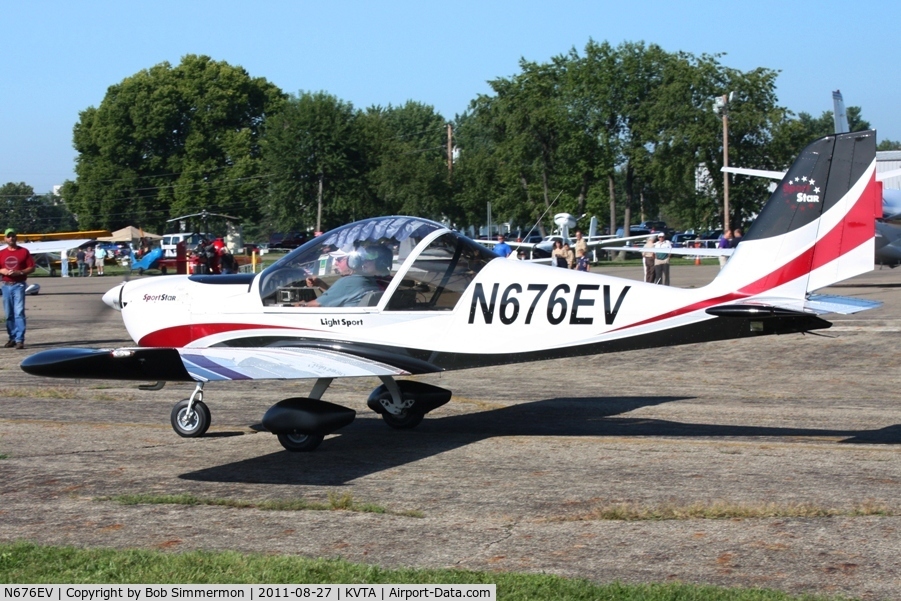 N676EV, 2006 Evektor-Aerotechnik Sportstar C/N 20060707, Arriving at the EAA fly-in - Newark, Ohio