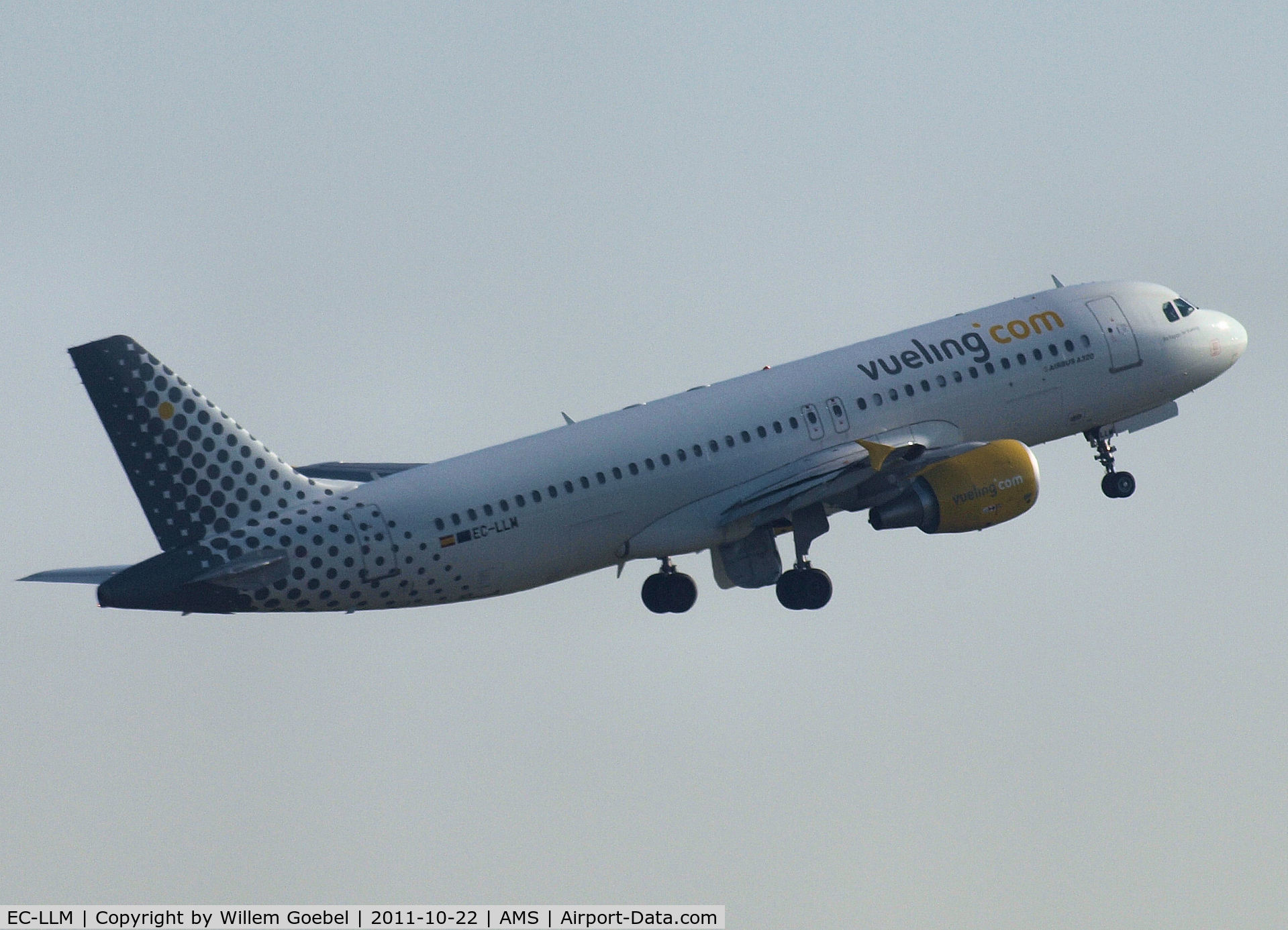 EC-LLM, 2011 Airbus A320-214 C/N 4681, Take off from Schiphol Airport