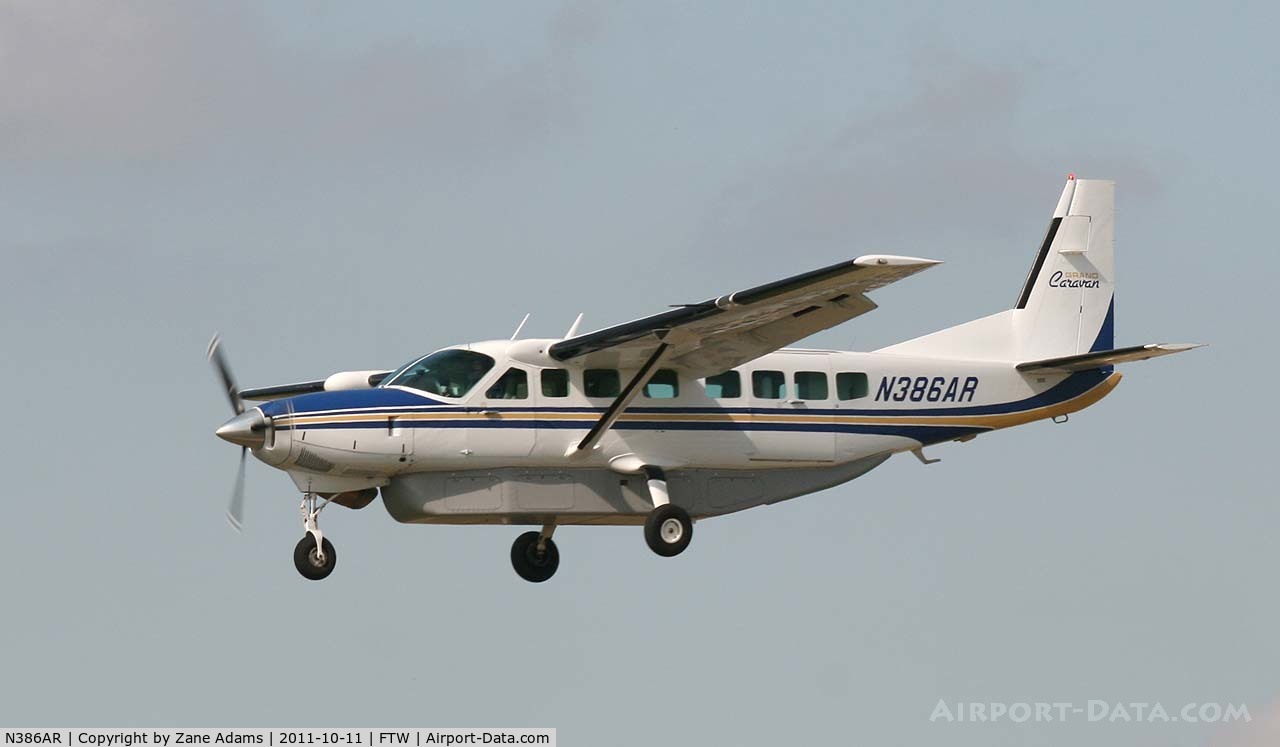 N386AR, 1999 Cessna 208B Caravan C/N 208B0787, At Meacham Field - Fort Worth, TX