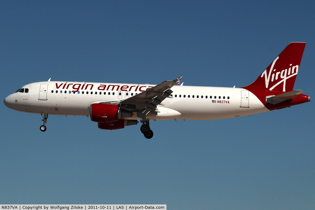 N837VA, 2010 Airbus A320-214 C/N 4558, visitor