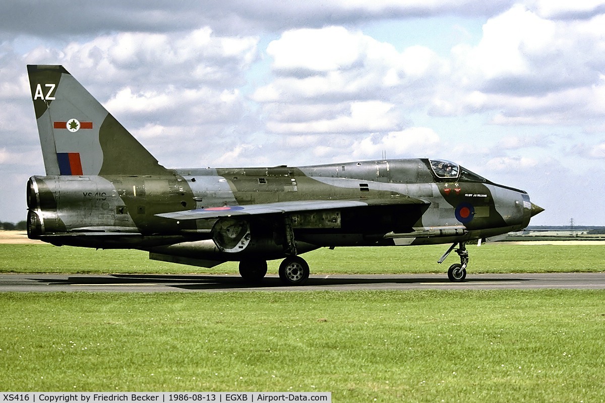 XS416, 1962 English Electric Lightning T.5 C/N 95001, taxying to the active