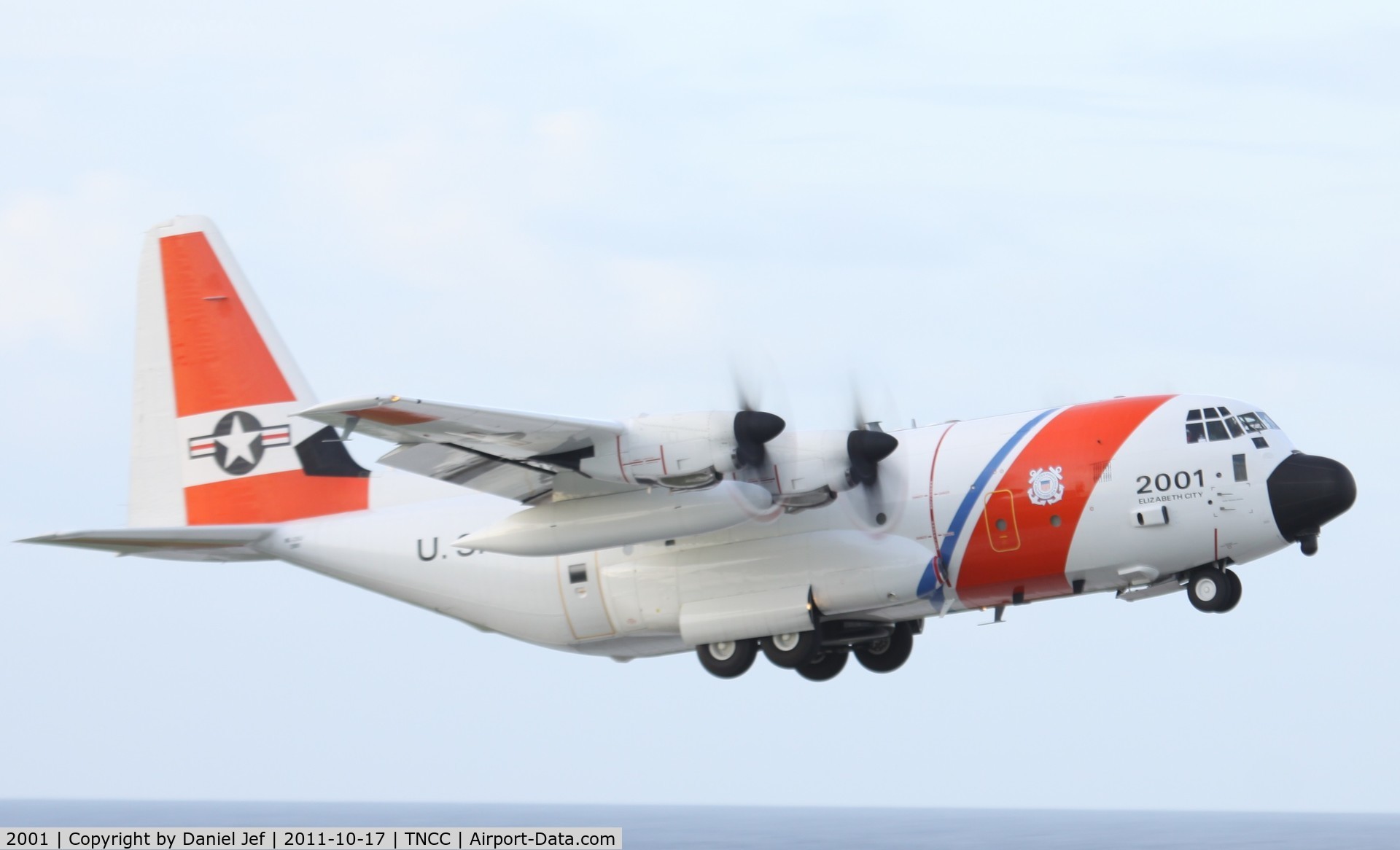 2001, Lockheed Martin HC-130J Hercules C/N 382-5524, 2001 departing TNCC