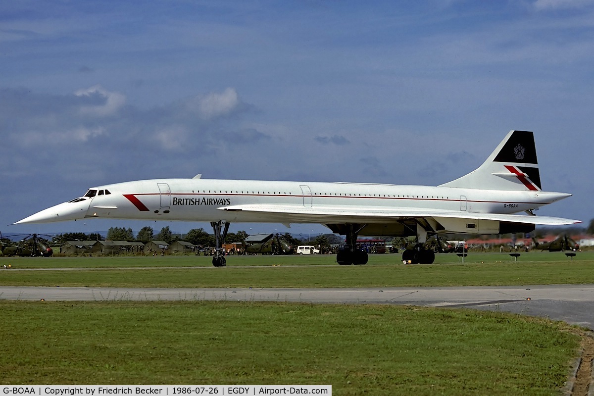 G-BOAA, 1974 Aerospatiale-BAC Concorde 1-102 C/N 100-006, decelerating after touchdown