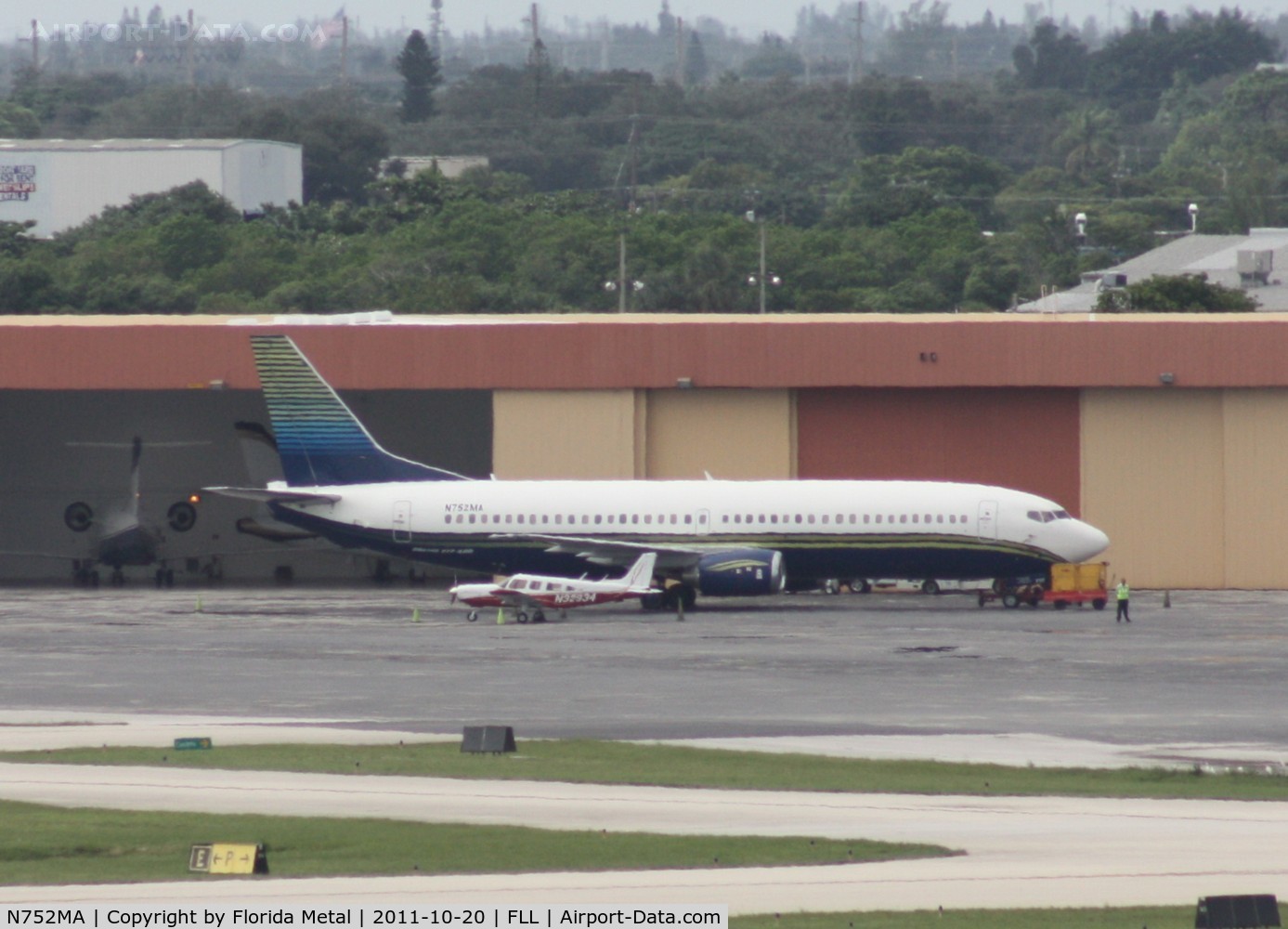 N752MA, 1996 Boeing 737-48E C/N 28198, Miami Air 737-400