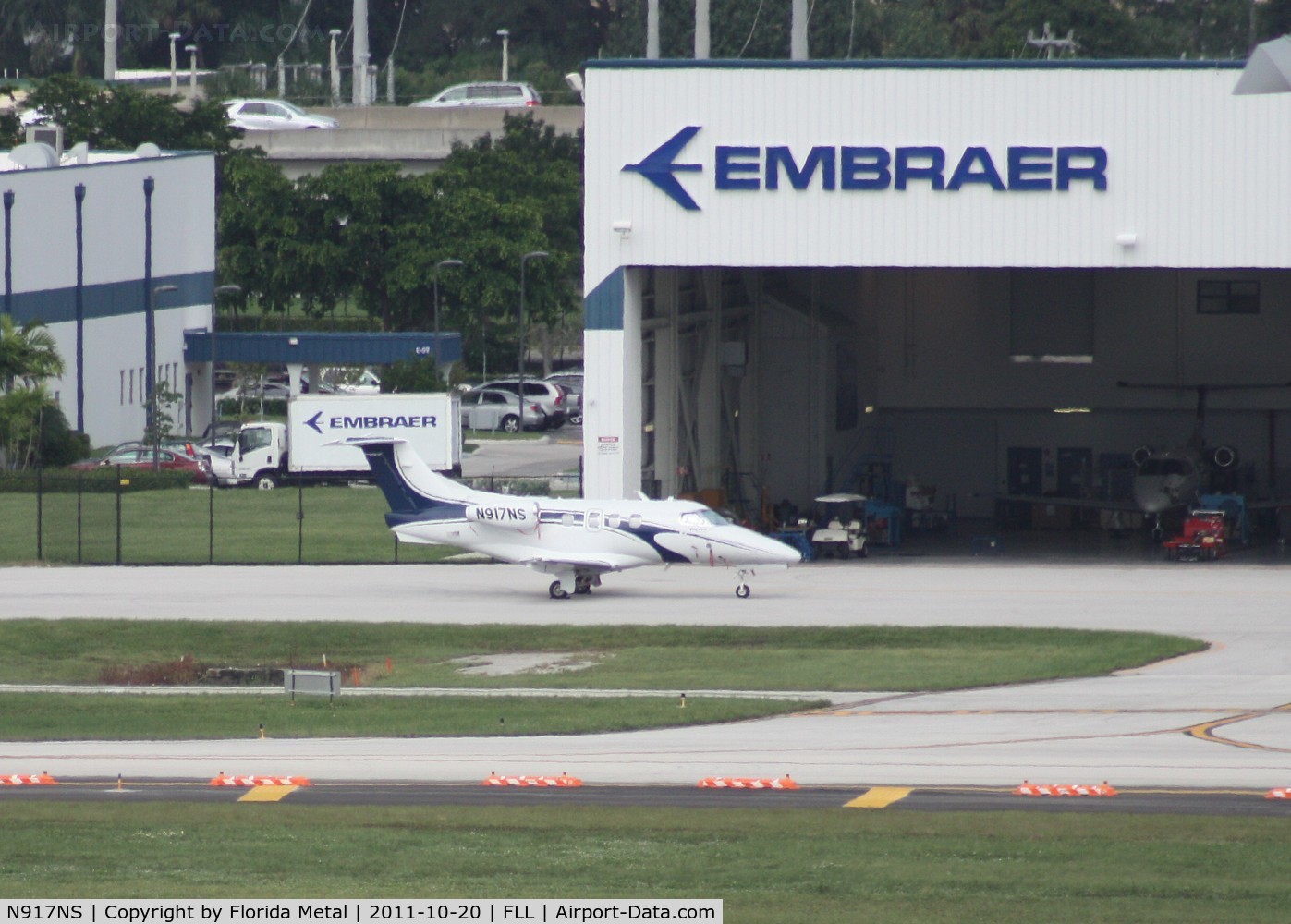 N917NS, 2011 Embraer EMB-500 Phenom 100 C/N 50000248, Phenom 100