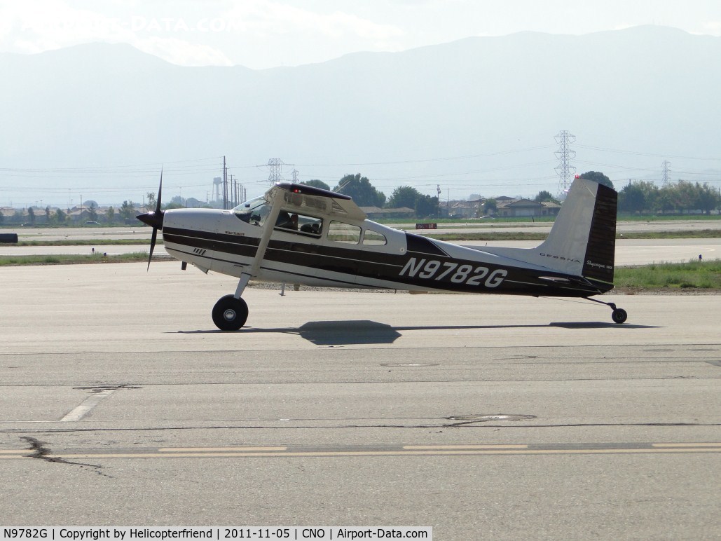 N9782G, 1972 Cessna 180H Skywagon C/N 18052282, Taxiing to runways