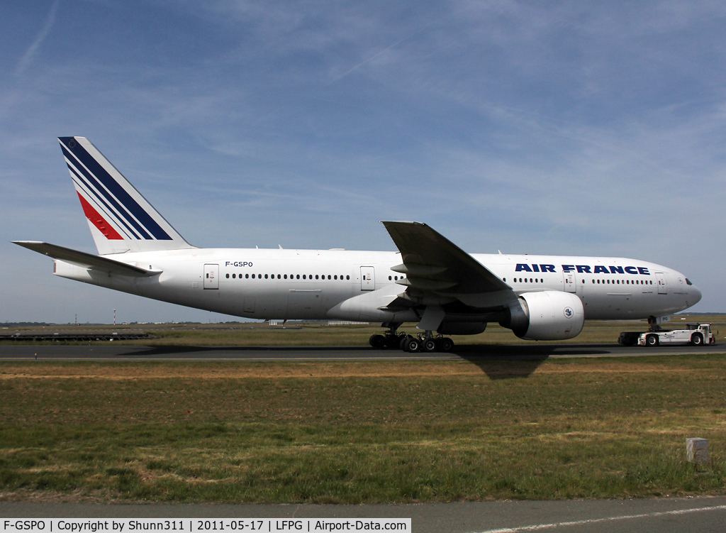 F-GSPO, 2001 Boeing 777-228/ER C/N 30614, Trackted to the Terminal from Air France Maintenance area...