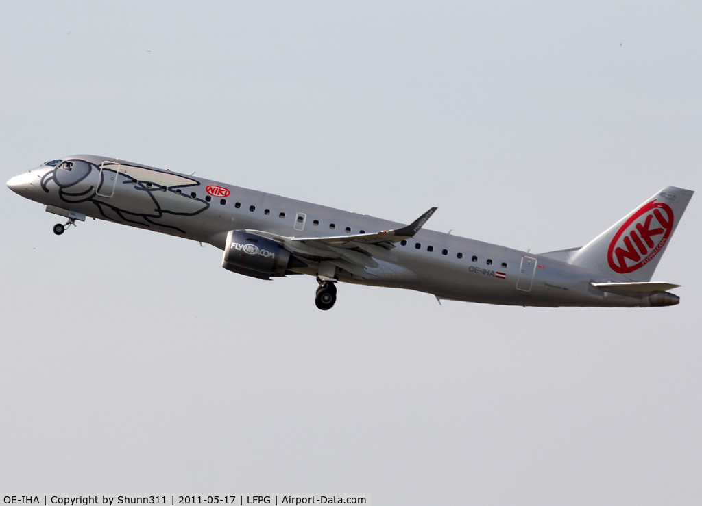 OE-IHA, 2009 Embraer 190LR (ERJ-190-100LR) C/N 19000285, On take off...