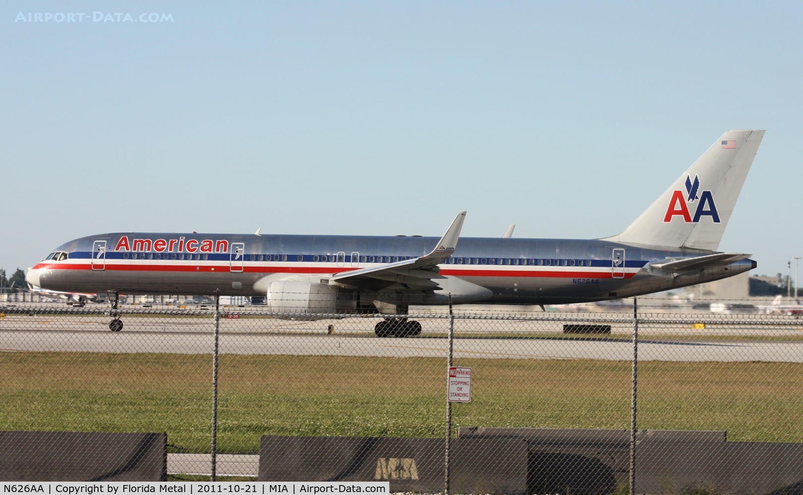 N626AA, 1990 Boeing 757-223 C/N 24584, American 757
