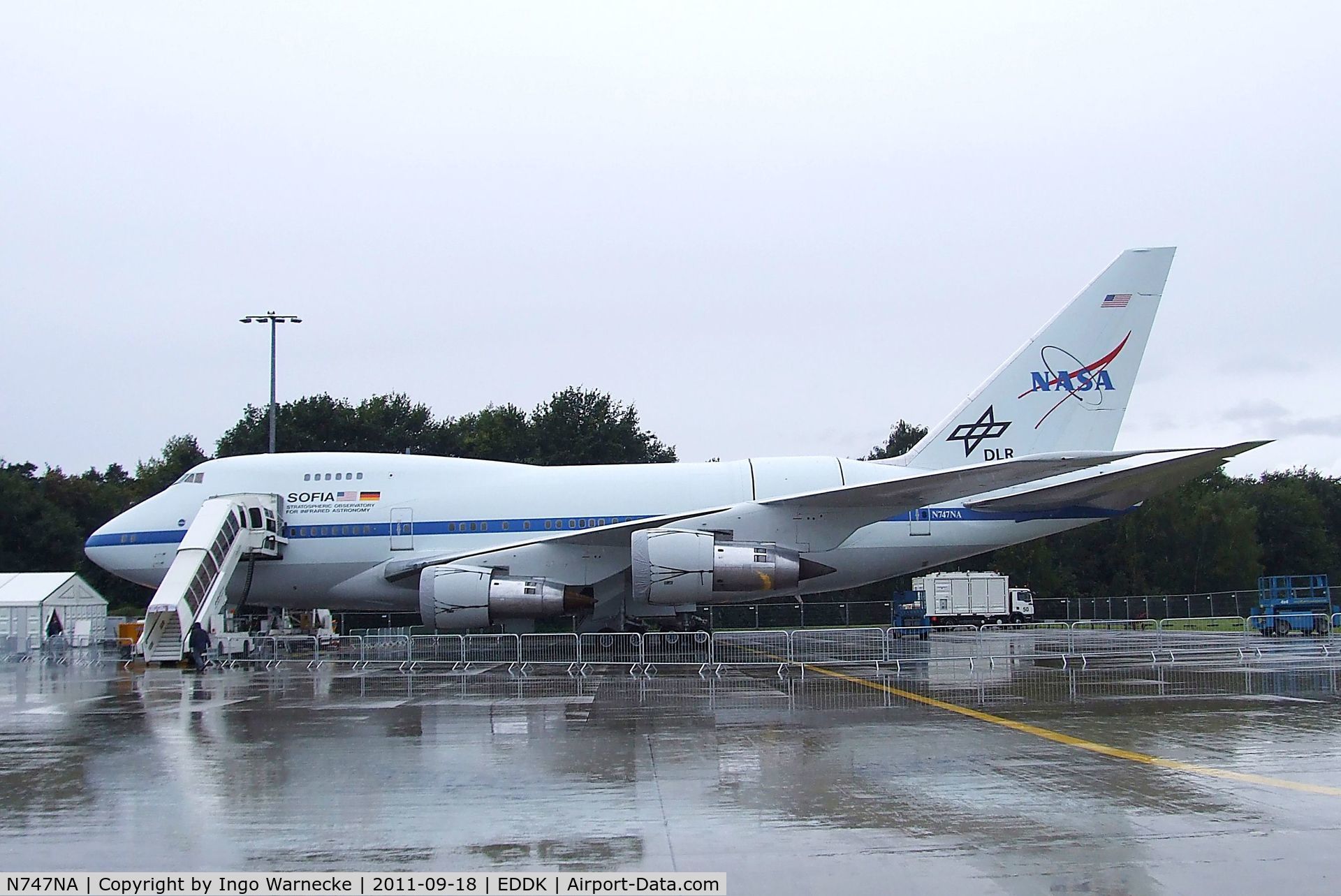 N747NA, 1977 Boeing 747SP-21 C/N 21441, Boeing / NASA / DLR 747SP-21 SOFIA flying observatory research aircraft at the DLR 2011 air and space day on the side of Cologne airport