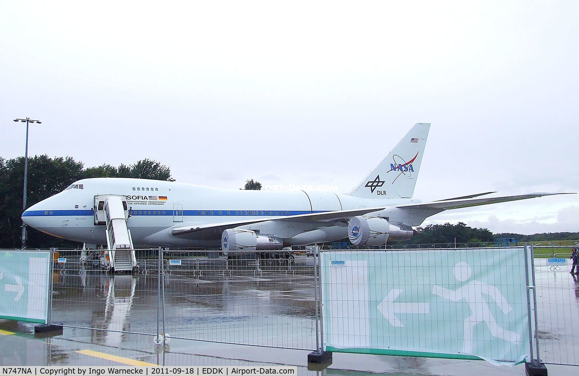 N747NA, 1977 Boeing 747SP-21 C/N 21441, Boeing / NASA / DLR 747SP-21 SOFIA flying observatory research aircraft at the DLR 2011 air and space day on the side of Cologne airport