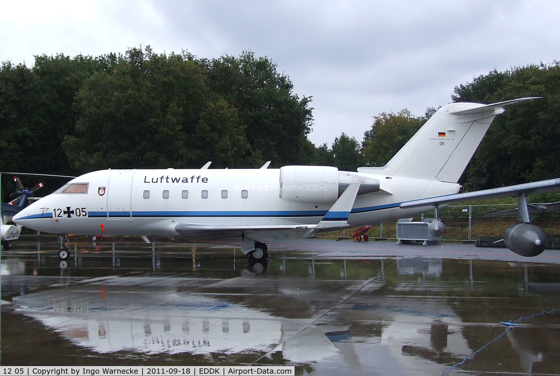12 05, 1986 Canadair Challenger 601 (CL-600-2A12) C/N 3053, Canadair CL-600 Challenger 601 of the Luftwaffe at the DLR 2011 air and space day on the side of Cologne airport
