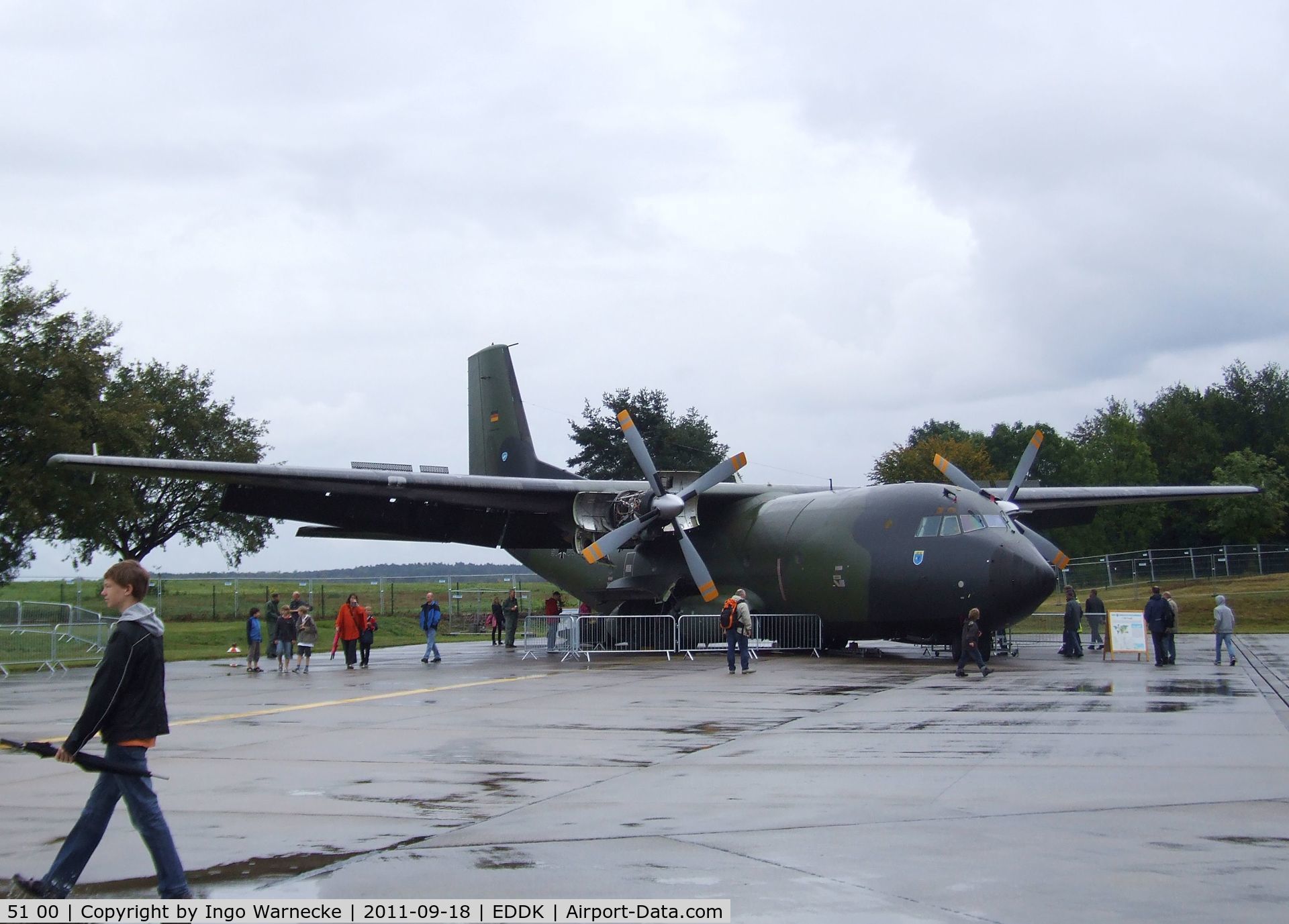 51 00, Transall C-160D C/N D137, Transall C-160D of the Luftwaffe at the DLR 2011 air and space day on the side of Cologne airport