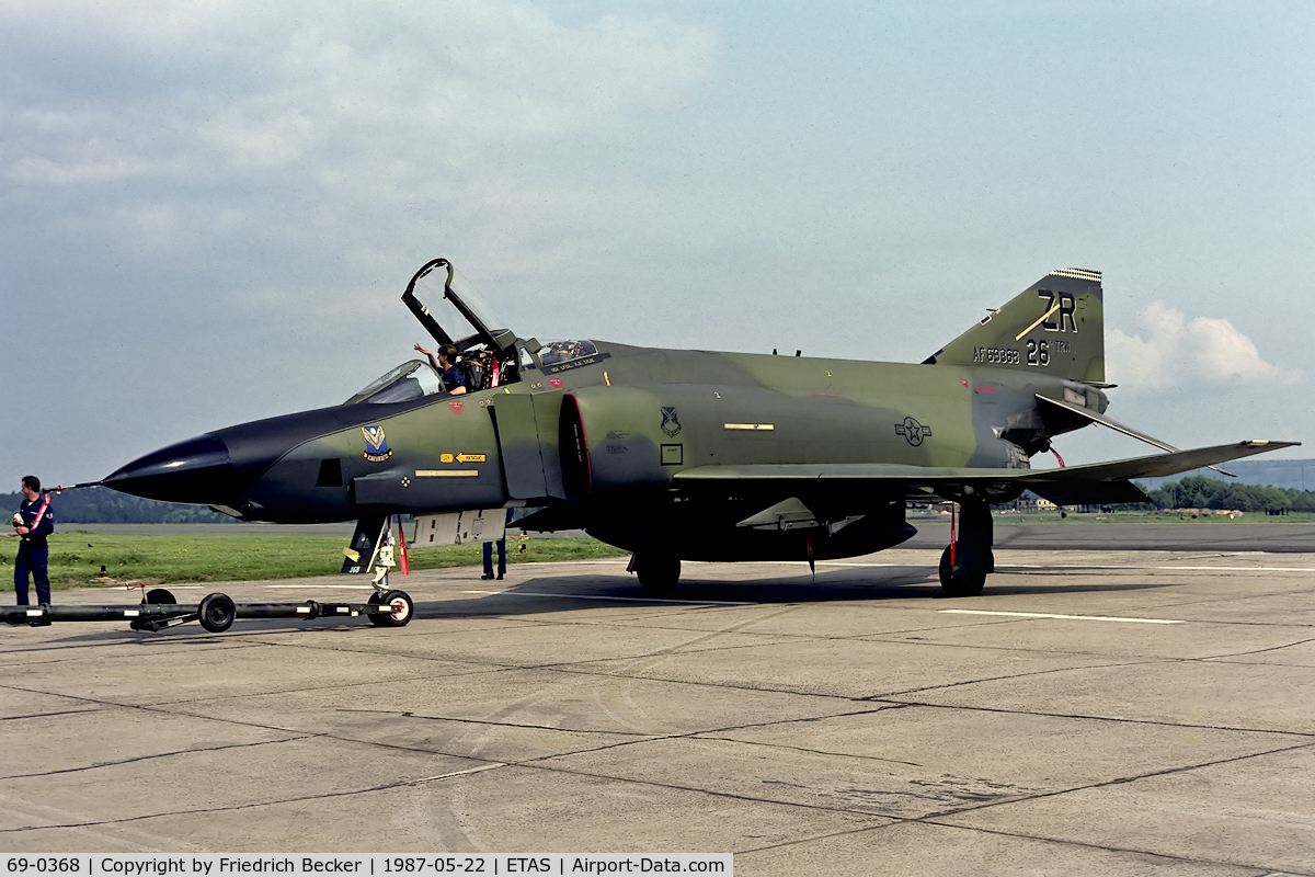 69-0368, 1969 McDonnell Douglas RF-4C Phantom II C/N 3863, ready to be towed