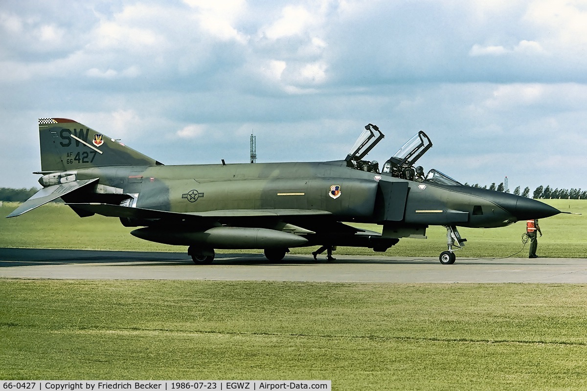 66-0427, 1966 McDonnell RF-4C Phantom II C/N 2210, last chance inspection prior take off