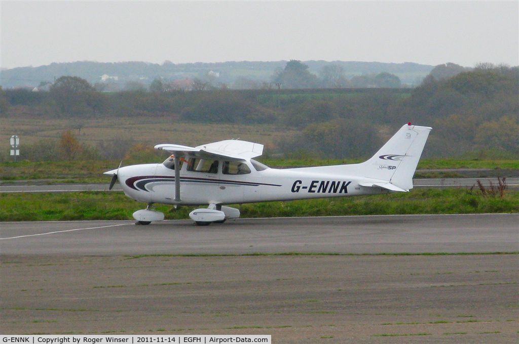 G-ENNK, 2000 Cessna 172S Skyhawk SP C/N 172S-8538, Visiting Cessna Skyhawk SP