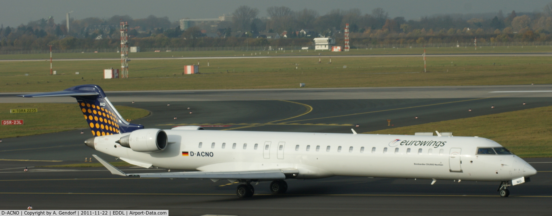 D-ACNO, 2010 Bombardier CRJ-900 NG (CL-600-2D24) C/N 15255, Eurowings (Lufthansa Regional cs.) CRJ 900 is taxiing for departure at Düsseldorf Int´l