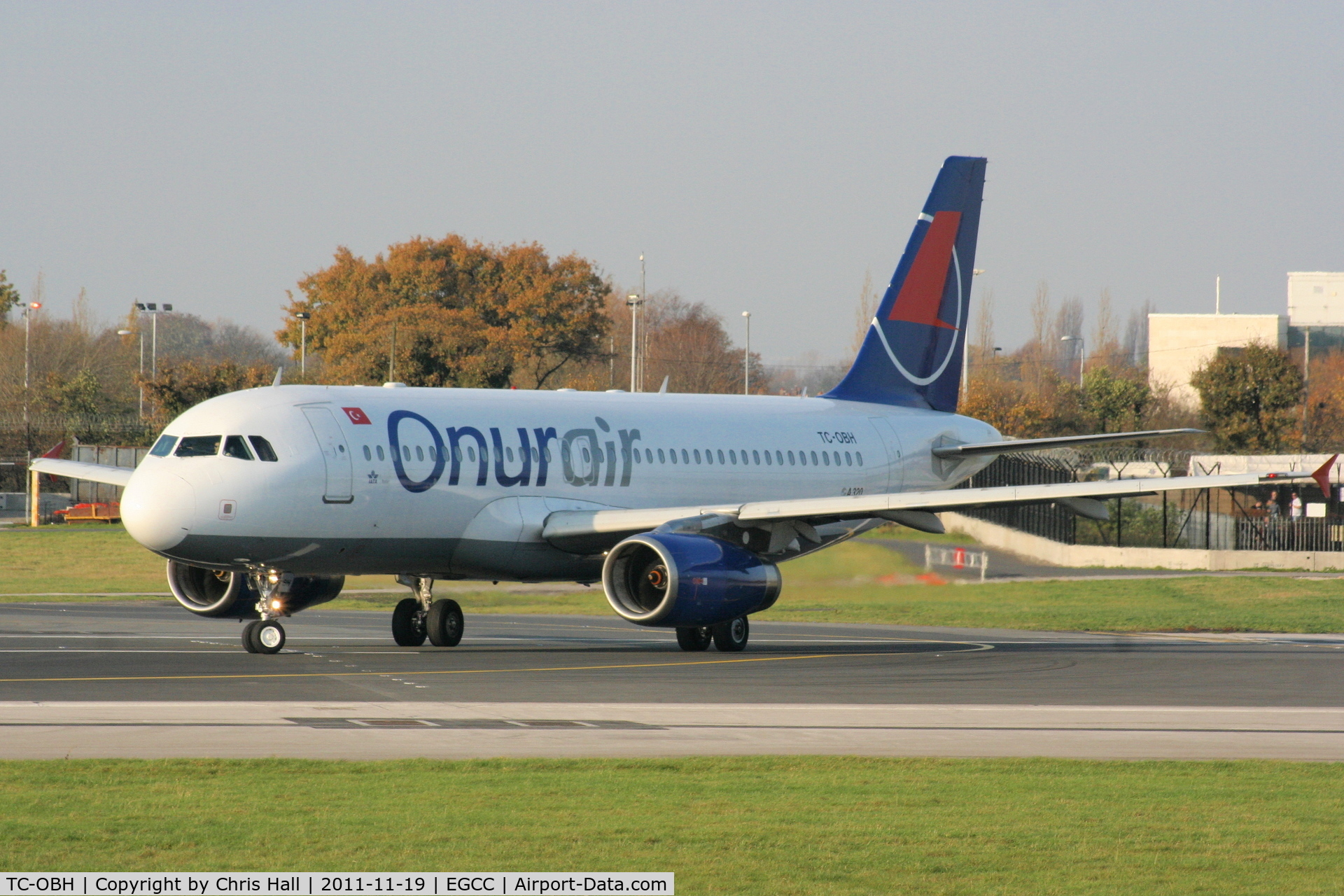 TC-OBH, 2001 Airbus A320-233 C/N 1482, Onurair