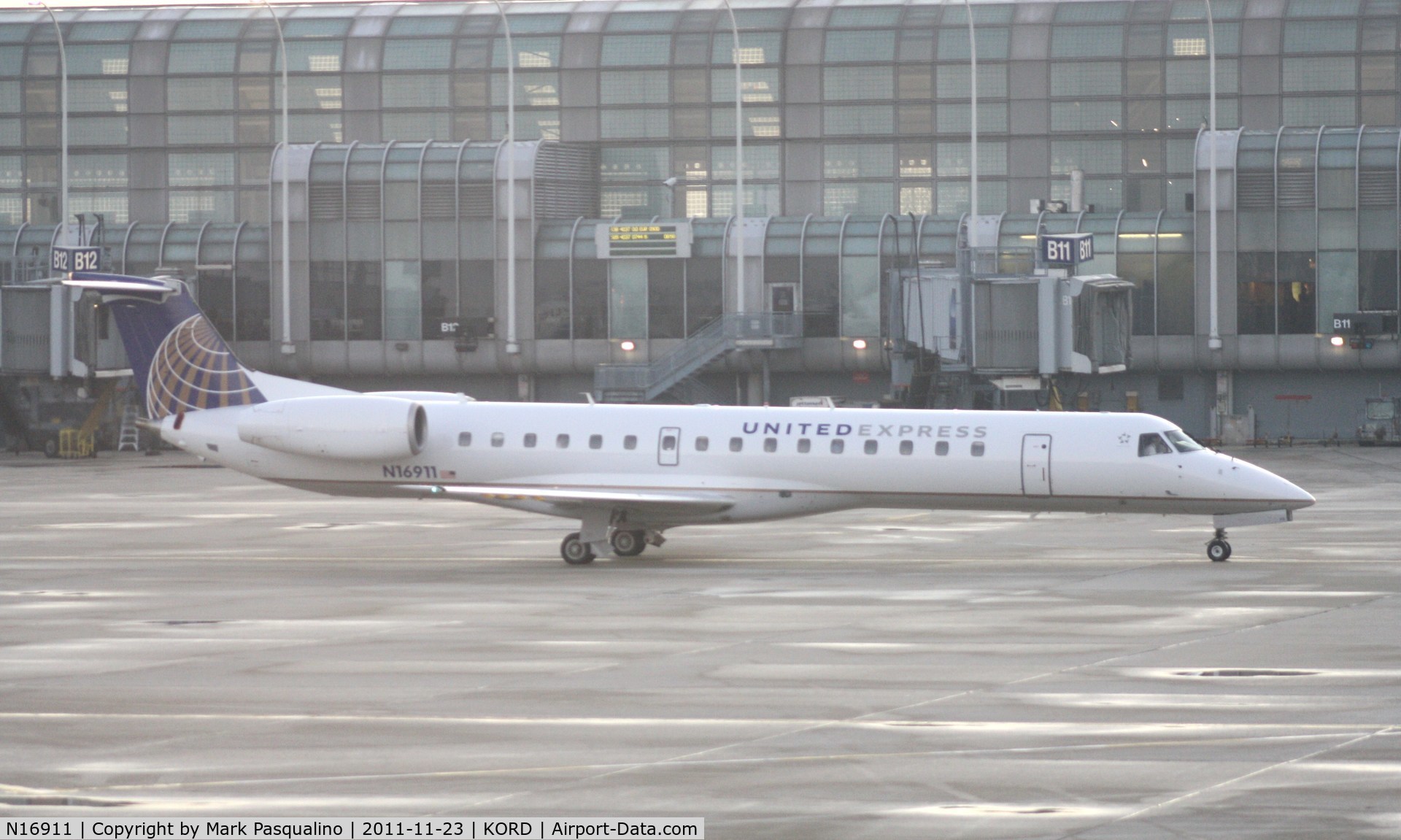 N16911, 2001 Embraer ERJ-145LR (EMB-145LR) C/N 145446, EMB-145LR