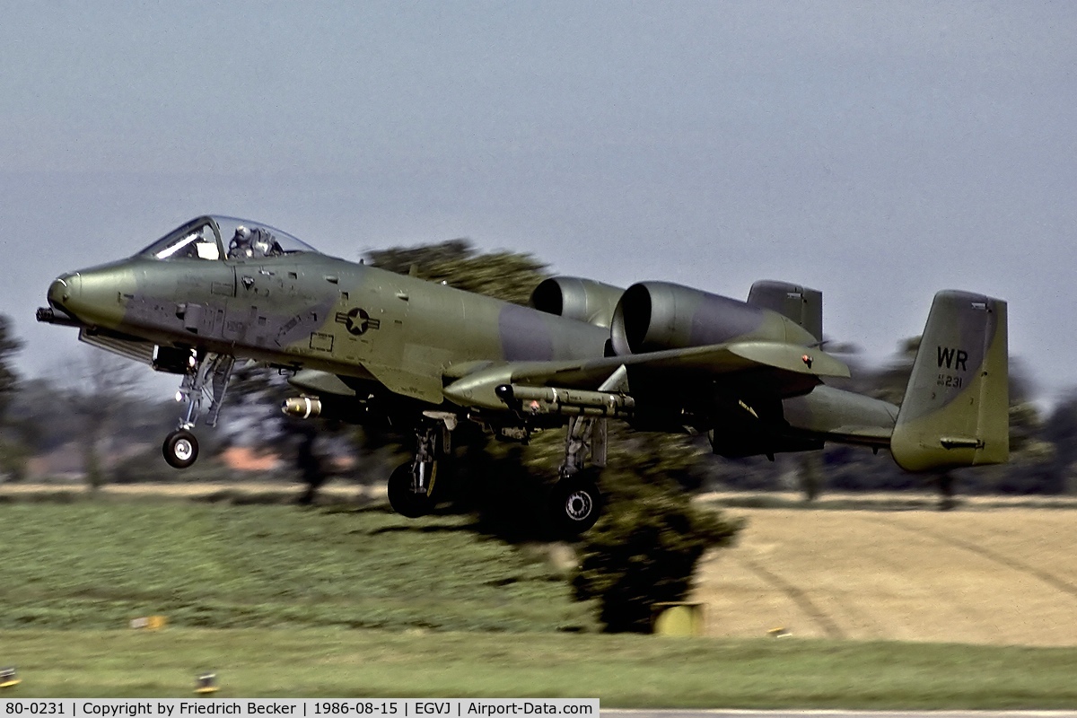 80-0231, 1980 Fairchild Republic A-10A Thunderbolt II C/N A10-0581, moments prior touchdown