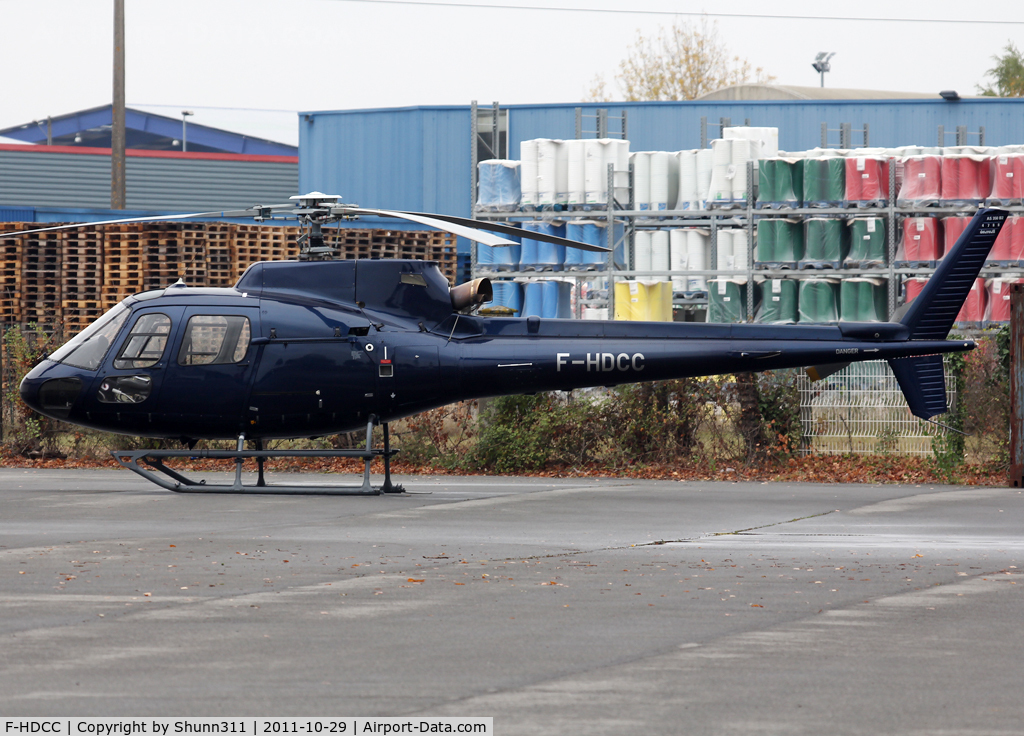 F-HDCC, Eurocopter AS-350B-2 Ecureuil C/N 4788, Parked at the St-Jory private Heliport...
