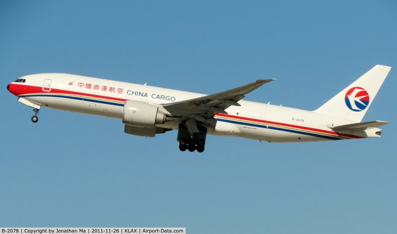 B-2078, 2010 Boeing 777-F6N C/N 37714, China Cargo 777 just started to retract landing gear